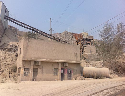 滎陽老滎時(shí)產(chǎn)1000噸石灰石生產(chǎn)線投產(chǎn)