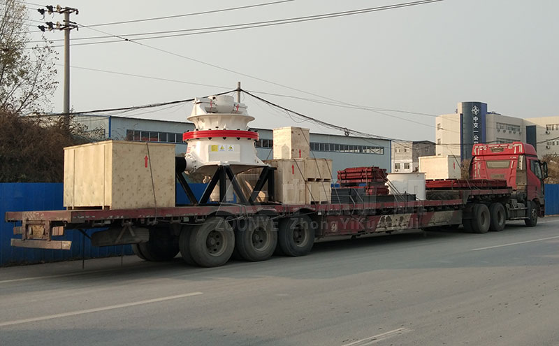 肯尼亞客戶訂購(gòu)的單缸液壓圓錐破碎發(fā)貨