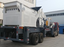 時產(chǎn)150噸建筑垃圾破碎機多少錢一臺,開封移動破碎站現(xiàn)場