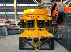 鄭州中意時(shí)產(chǎn)300噸HC型反擊式破碎機(jī)發(fā)往鞏義石料廠