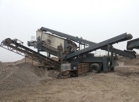 移動(dòng)破碎站設(shè)備下線四川，開啟了建筑垃圾再生資源利用