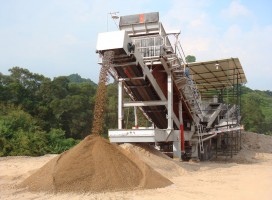 徐州建筑垃圾破碎設(shè)備生產(chǎn)線利潤(rùn),江蘇建筑垃圾粉碎制磚機(jī)價(jià)格