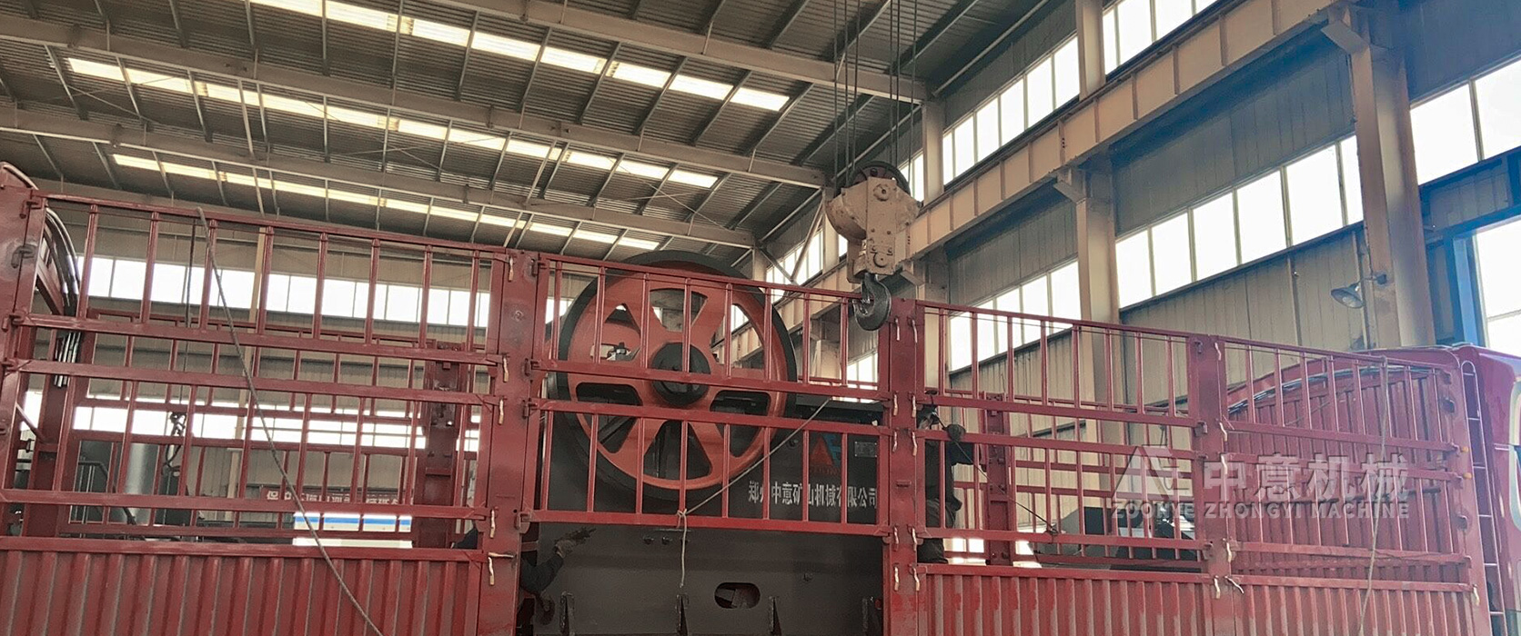 浙江時(shí)產(chǎn)100噸河卵石破碎篩分設(shè)備發(fā)貨