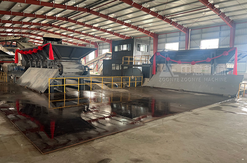 鏈板輸送機(jī)+振動(dòng)給料機(jī) 鏈板輸送機(jī)+振動(dòng)給料機(jī)