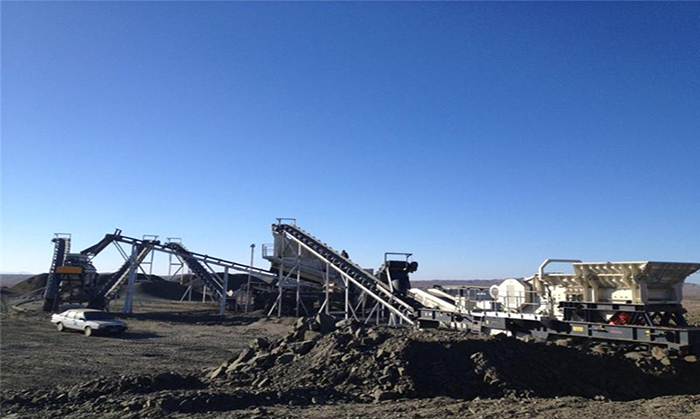 輪胎式破碎機(jī)與履帶式破碎機(jī)有什么區(qū)別？  價(jià)格分別是多少？