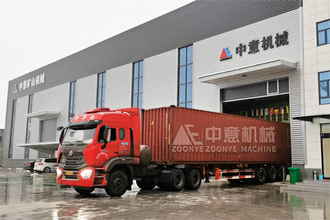 國外客戶訂購中意的全套移動破碎設(shè)備發(fā)貨