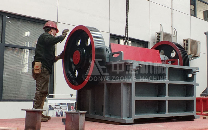 PEX細(xì)碎鄂式機(jī) PEX細(xì)碎鄂式機(jī)