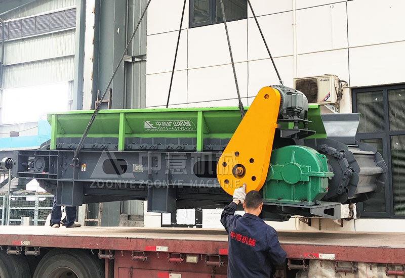 鏈板輸送機(jī)