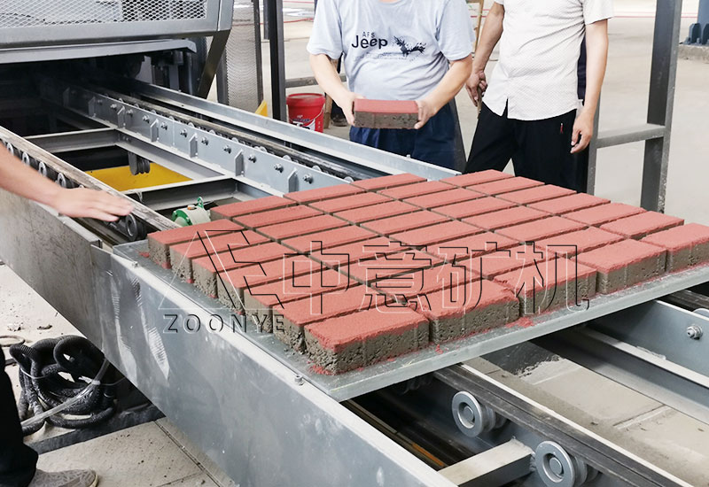 ?從垃圾到資源！直擊中意機(jī)械裝修垃圾處理設(shè)備安裝全流程